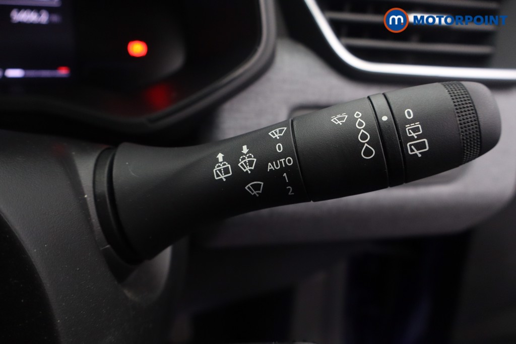 Renault Clio Evolution Manual Petrol Hatchback - Stock Number (1685648) - 18th supplementary image