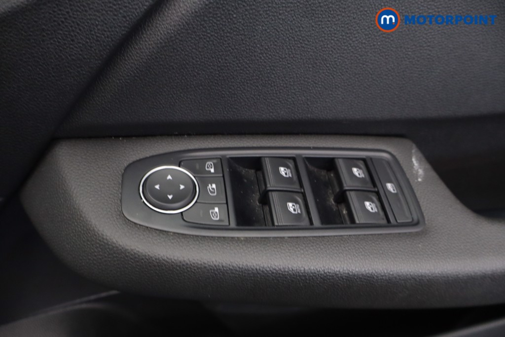 Renault Clio Evolution Manual Petrol Hatchback - Stock Number (1685648) - 20th supplementary image