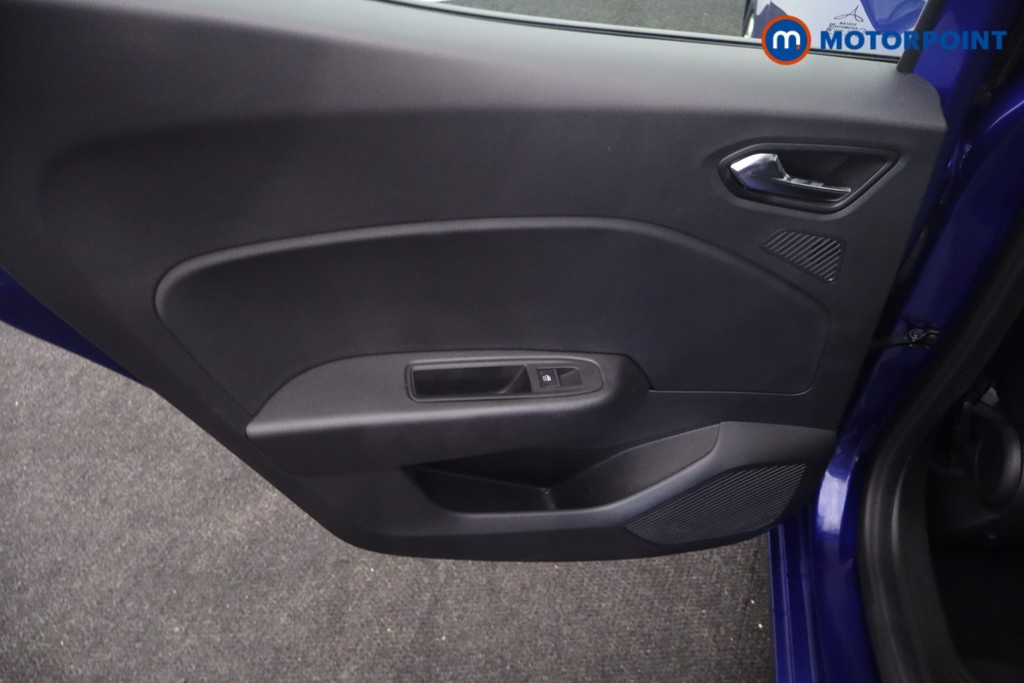 Renault Clio Evolution Manual Petrol Hatchback - Stock Number (1685648) - 27th supplementary image