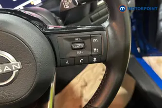 Nissan Qashqai N-Connecta Automatic Petrol-Electric Hybrid SUV - Stock Number (1686754) - 3rd supplementary image