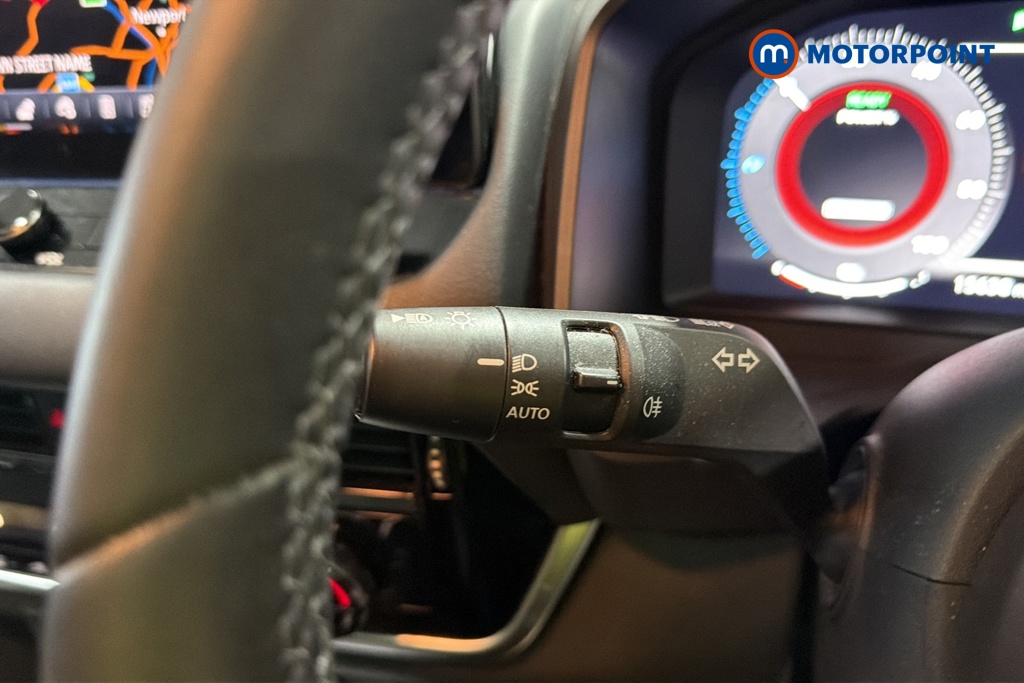 Nissan Qashqai N-Connecta Automatic Petrol-Electric Hybrid SUV - Stock Number (1686754) - 11th supplementary image