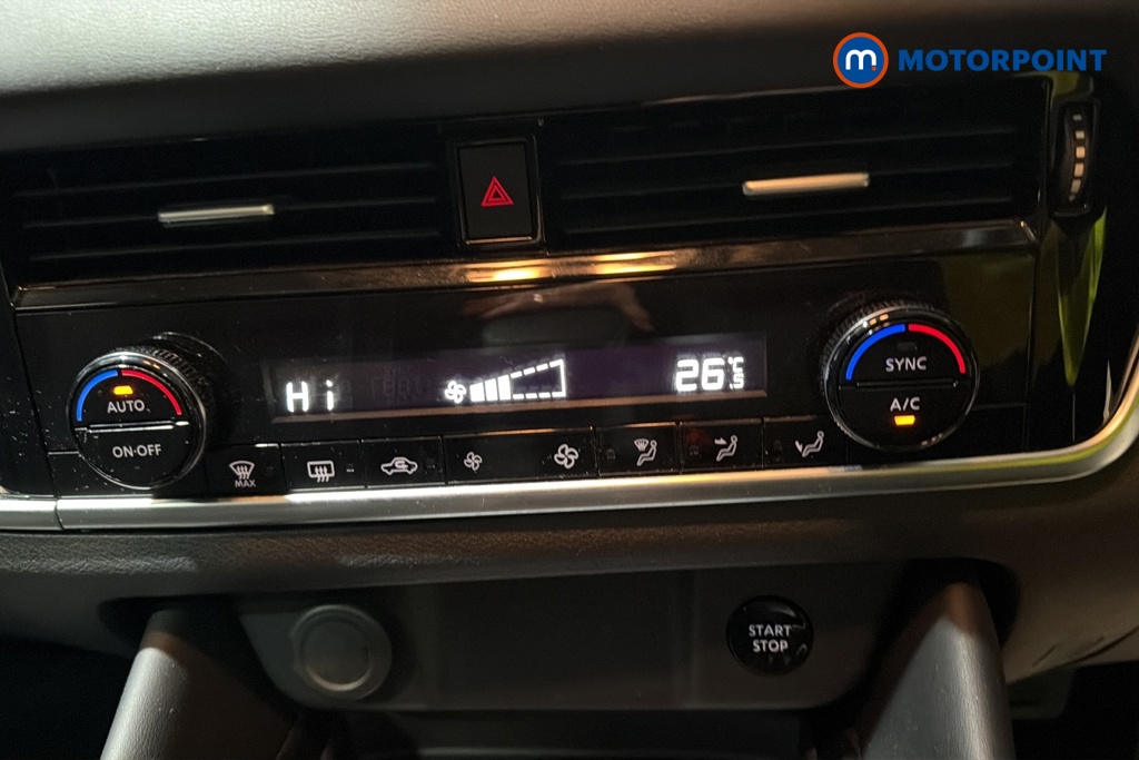 Nissan Qashqai N-Connecta Automatic Petrol-Electric Hybrid SUV - Stock Number (1686754) - 12th supplementary image