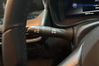 Nissan Juke N-Connecta Manual Petrol SUV - Stock Number (1687208) - 5th supplementary image