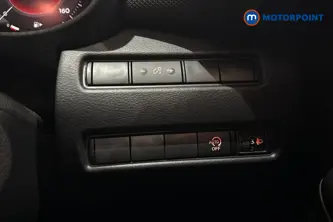 Nissan Juke N-Connecta Manual Petrol SUV - Stock Number (1687208) - 11th supplementary image