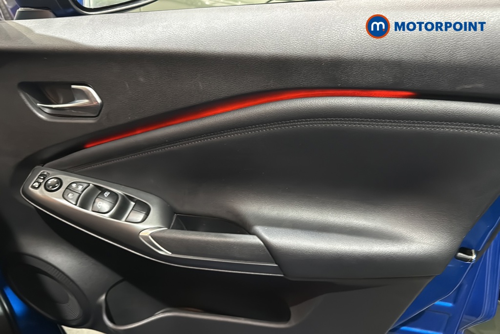 Nissan Juke N-Connecta Manual Petrol SUV - Stock Number (1687208) - 18th supplementary image