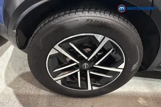 Nissan Juke N-Connecta Manual Petrol SUV - Stock Number (1687208) - 46th supplementary image