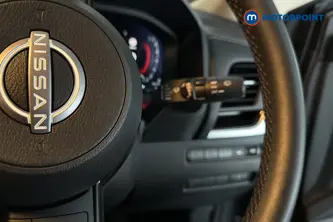 Nissan Qashqai N-Connecta Automatic Petrol-Electric Hybrid SUV - Stock Number (1688237) - 6th supplementary image