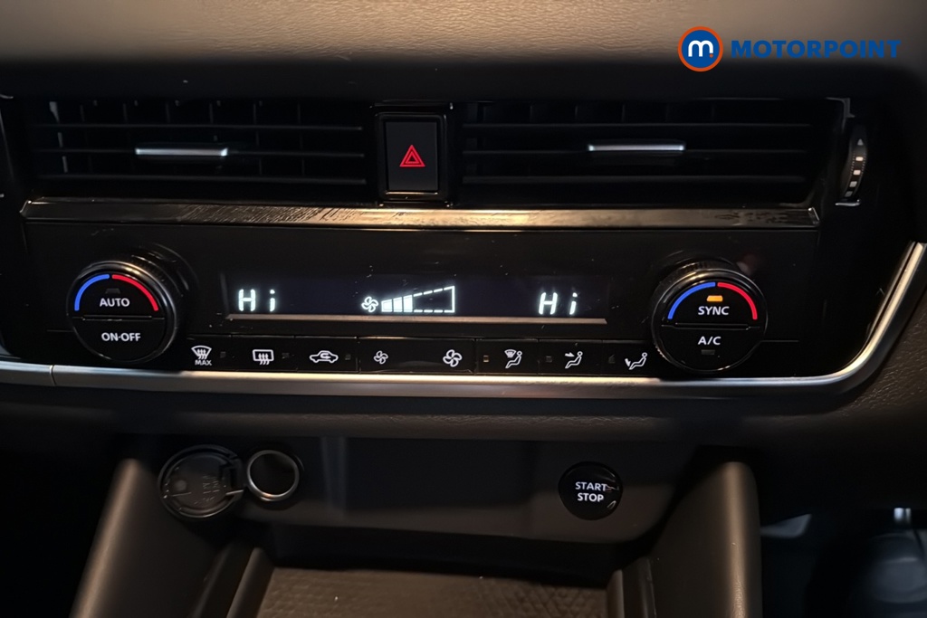 Nissan Qashqai N-Connecta Automatic Petrol-Electric Hybrid SUV - Stock Number (1688237) - 12th supplementary image