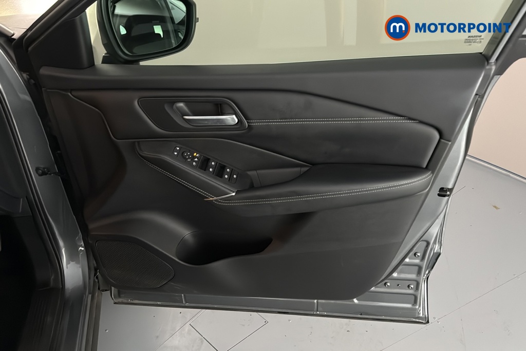 Nissan Qashqai N-Connecta Automatic Petrol-Electric Hybrid SUV - Stock Number (1688237) - 18th supplementary image
