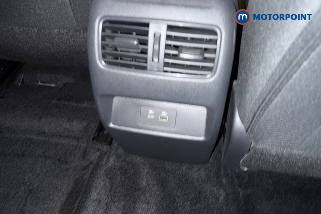 Nissan Qashqai N-Connecta Automatic Petrol-Electric Hybrid SUV - Stock Number (1688237) - 28th supplementary image