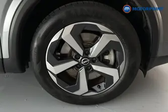 Nissan Qashqai N-Connecta Automatic Petrol-Electric Hybrid SUV - Stock Number (1688237) - 47th supplementary image