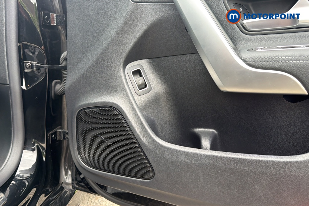 Mercedes-Benz CLA Amg Line Automatic Petrol Estate - Stock Number (1688681) - 21st supplementary image