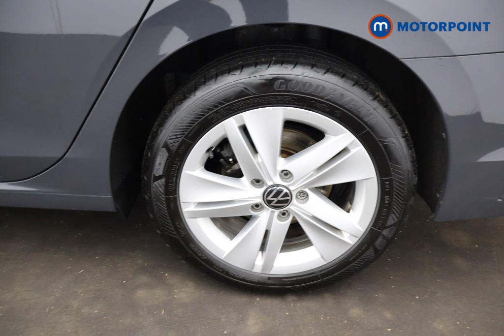 Volkswagen Golf Life Automatic Diesel Estate - Stock Number (1689240) - 32nd supplementary image