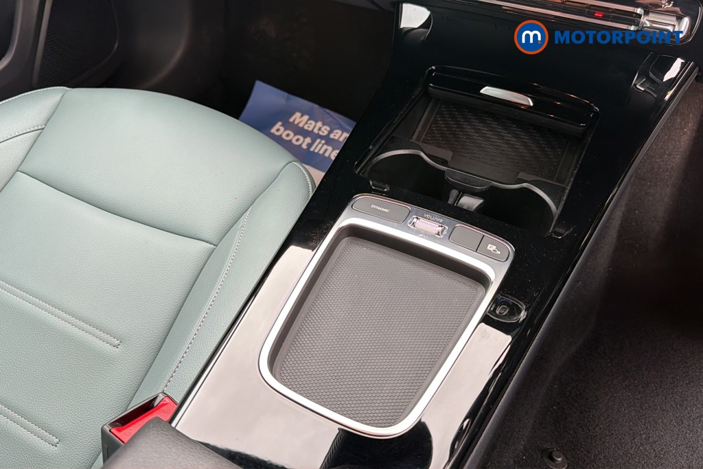 Mercedes-Benz A Class Amg Line Automatic Petrol Hatchback - Stock Number (1689505) - 15th supplementary image
