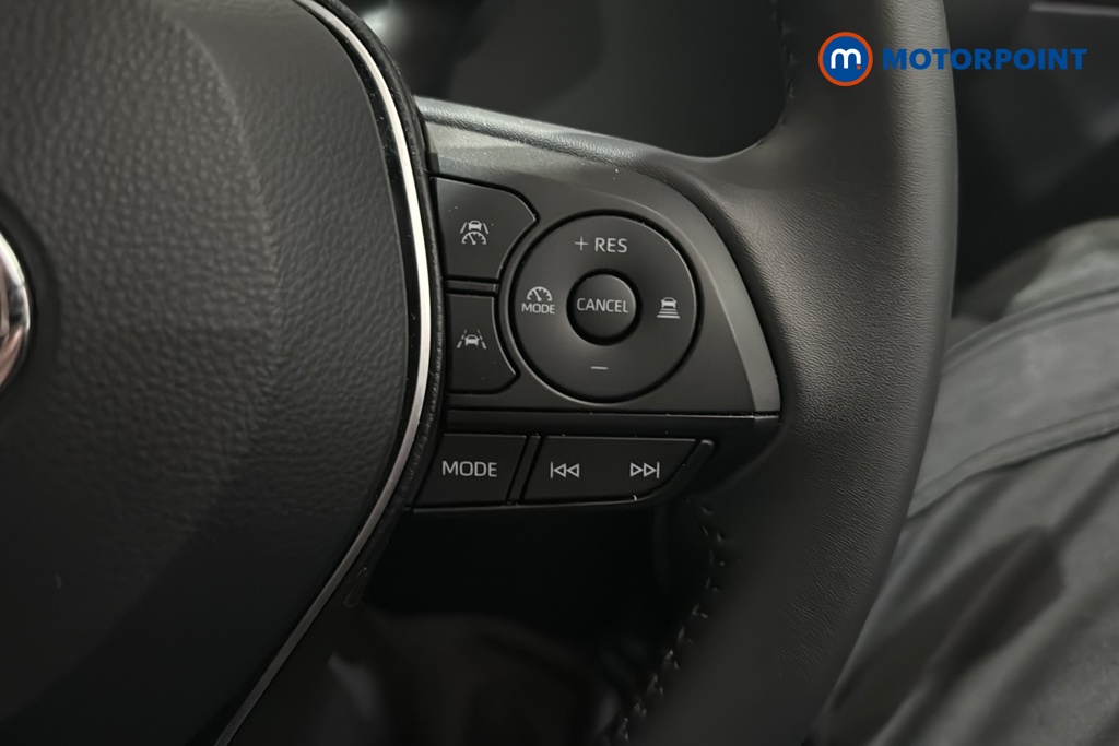 Toyota Corolla Design Automatic Petrol-Electric Hybrid Estate - Stock Number (1689907) - 3rd supplementary image