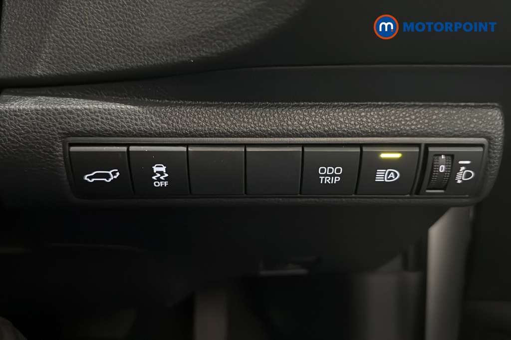 Toyota Corolla Design Automatic Petrol-Electric Hybrid Estate - Stock Number (1689907) - 11th supplementary image