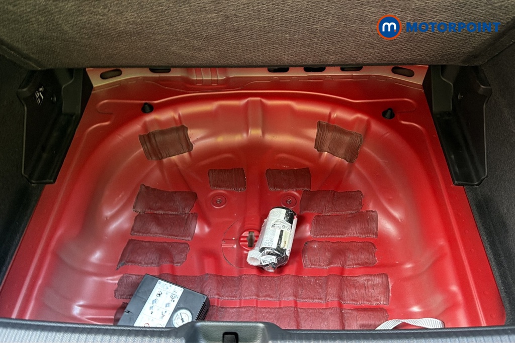 Audi Q2 S Line Automatic Petrol SUV - Stock Number (1690128) - 33rd supplementary image