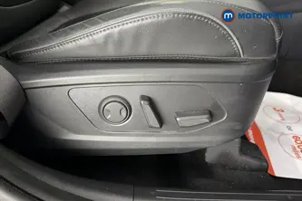 Hyundai Tucson Ultimate Manual Petrol SUV - Stock Number (1690526) - 23rd supplementary image