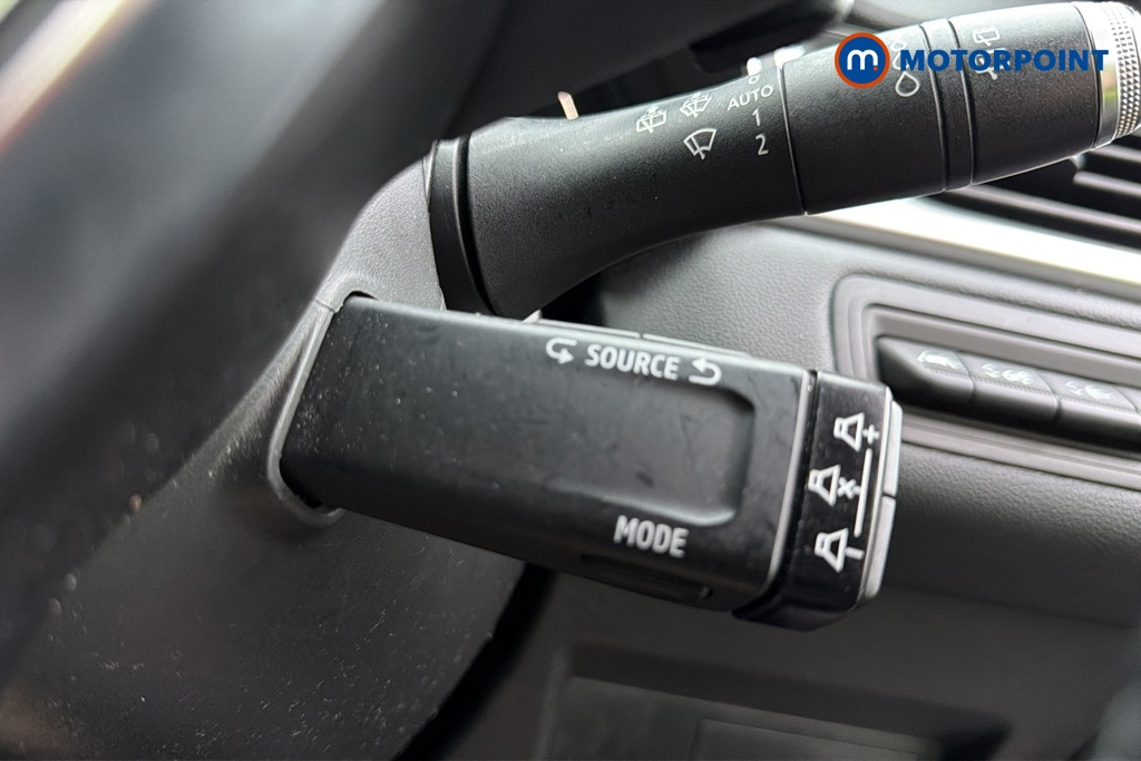 Renault Captur S Edition Automatic Petrol SUV - Stock Number (1690529) - 6th supplementary image