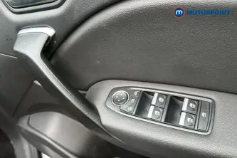 Renault Captur S Edition Automatic Petrol SUV - Stock Number (1690529) - 19th supplementary image