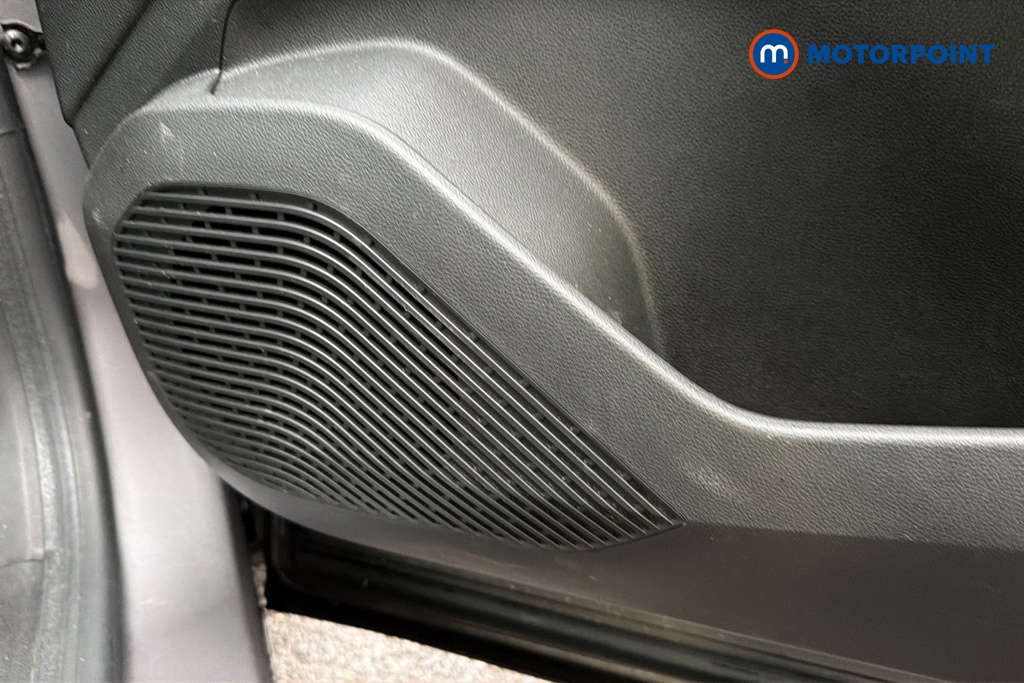 Renault Captur S Edition Automatic Petrol SUV - Stock Number (1690529) - 21st supplementary image