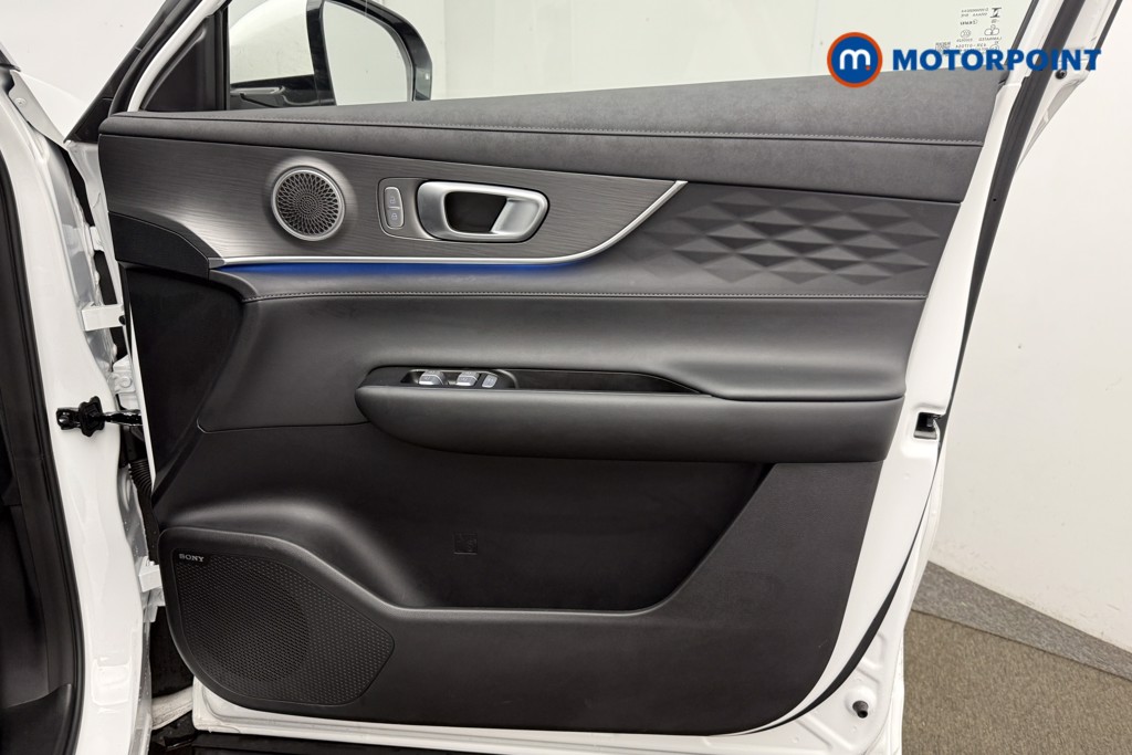 Chery Tiggo 8 Summit Automatic Petrol Plug-In Hybrid SUV - Stock Number (1691415) - 1st supplementary image