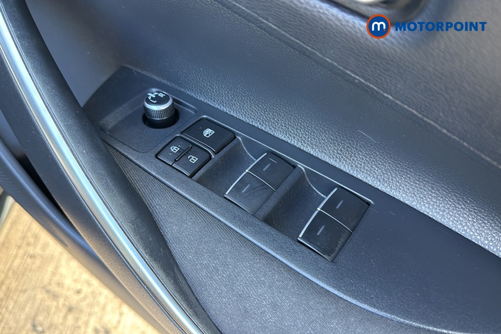 Toyota Corolla Icon Tech Automatic Petrol-Electric Hybrid Hatchback - Stock Number (1691468) - 19th supplementary image