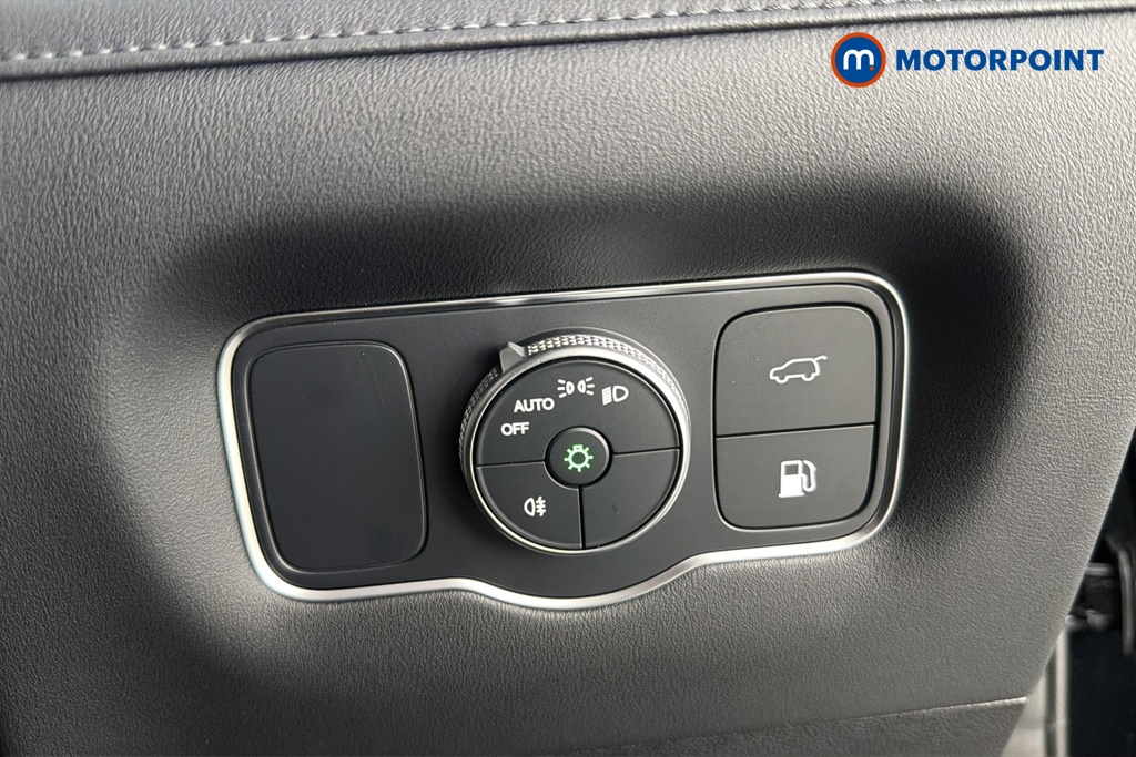 Chery Tiggo 8 Summit Automatic Petrol Plug-In Hybrid SUV - Stock Number (1691759) - 11th supplementary image