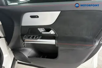 Mercedes-Benz GLA Amg Line Automatic Petrol SUV - Stock Number (1691957) - 18th supplementary image