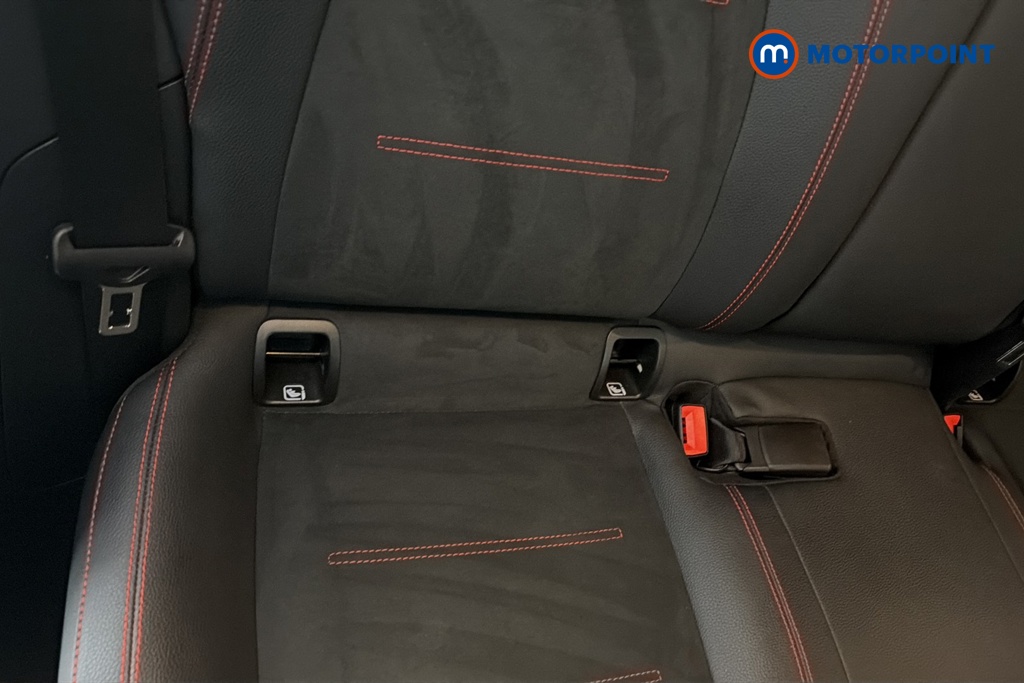 Mercedes-Benz GLA Amg Line Automatic Petrol SUV - Stock Number (1691957) - 27th supplementary image