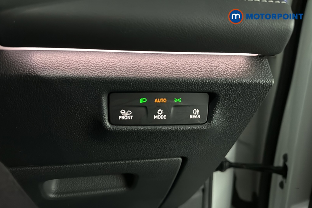 Volkswagen Tiguan R-Line Automatic Petrol Plug-In Hybrid SUV - Stock Number (1691982) - 11th supplementary image