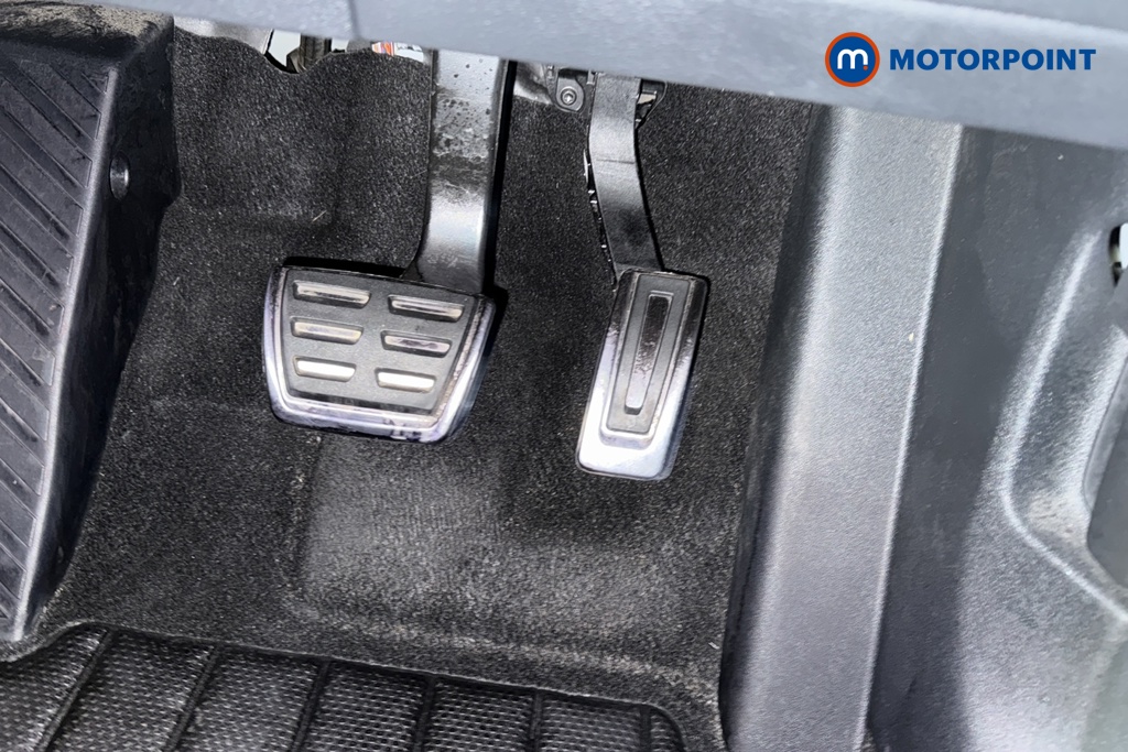 Volkswagen Tiguan R-Line Automatic Petrol Plug-In Hybrid SUV - Stock Number (1691982) - 24th supplementary image