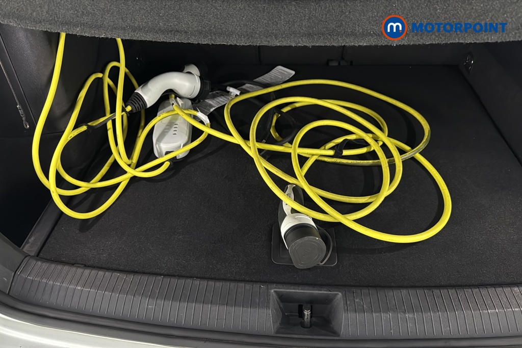 Volkswagen Tiguan R-Line Automatic Petrol Plug-In Hybrid SUV - Stock Number (1691982) - 34th supplementary image