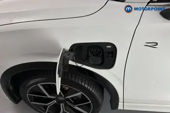 Volkswagen Tiguan R-Line Automatic Petrol Plug-In Hybrid SUV - Stock Number (1691982) - 40th supplementary image