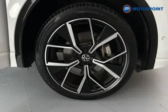 Volkswagen Tiguan R-Line Automatic Petrol Plug-In Hybrid SUV - Stock Number (1691982) - 47th supplementary image