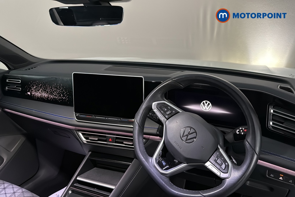 Volkswagen Tiguan R-Line Automatic Petrol Plug-In Hybrid SUV - Stock Number (1691982) - 1st supplementary image