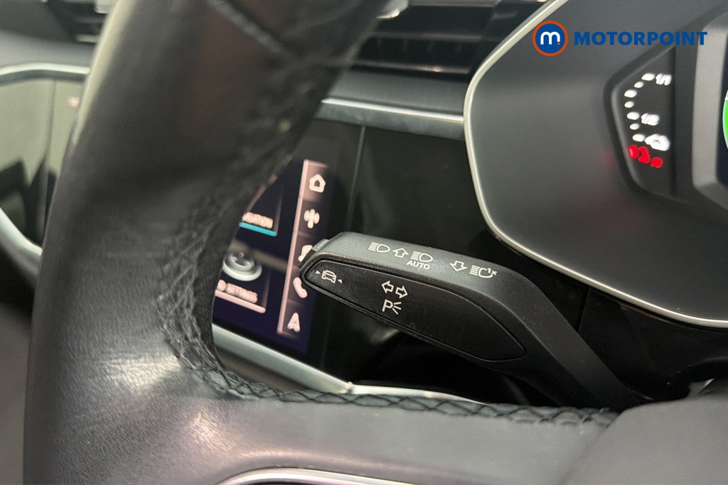Audi Q3 Technik Automatic Petrol Plug-In Hybrid SUV - Stock Number (1692124) - 5th supplementary image