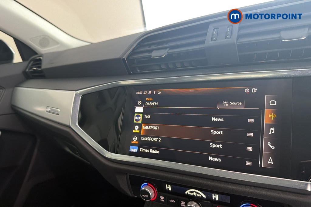 Audi Q3 Technik Automatic Petrol Plug-In Hybrid SUV - Stock Number (1692124) - 8th supplementary image