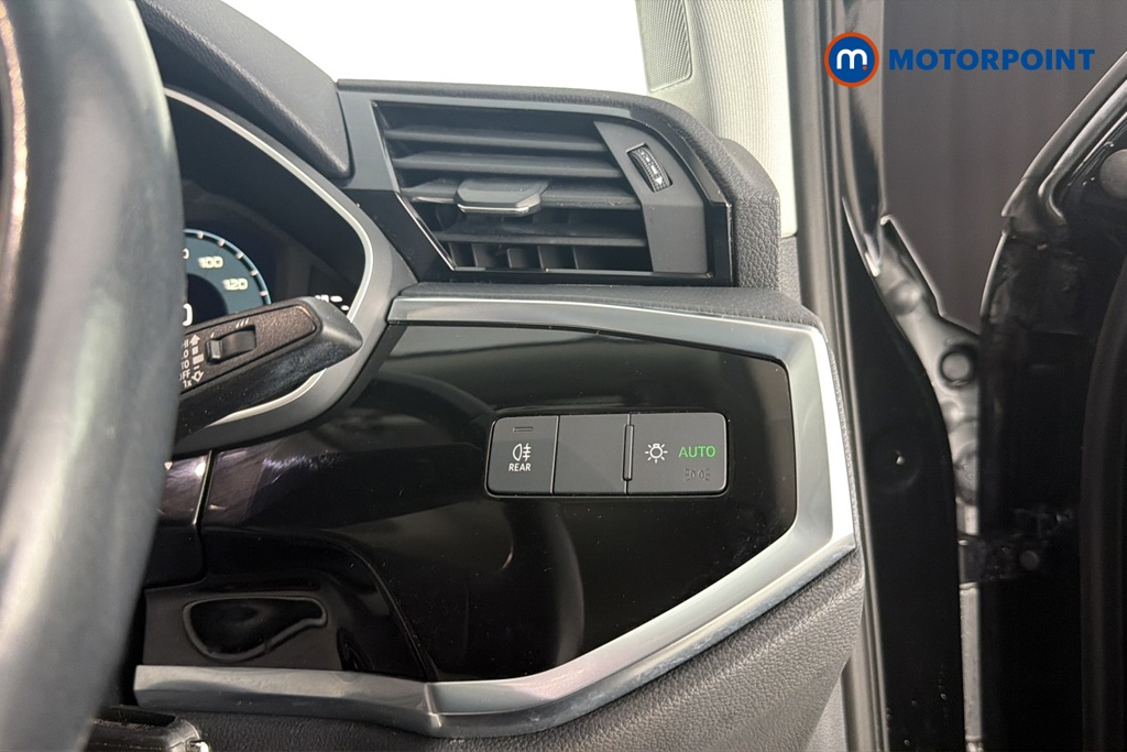 Audi Q3 Technik Automatic Petrol Plug-In Hybrid SUV - Stock Number (1692124) - 11th supplementary image