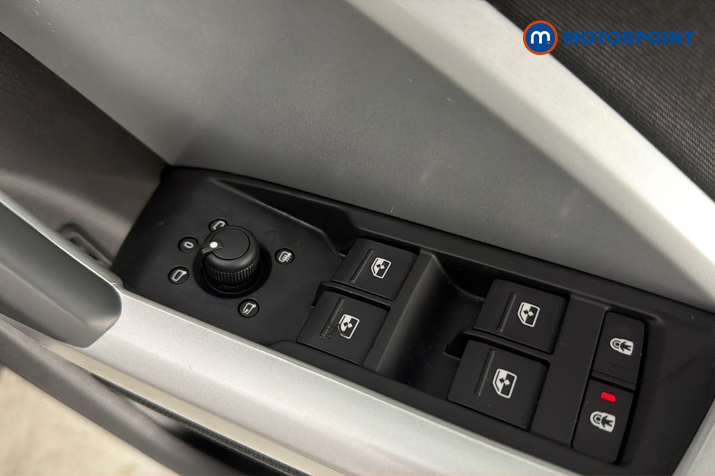 Audi Q3 Technik Automatic Petrol Plug-In Hybrid SUV - Stock Number (1692124) - 19th supplementary image