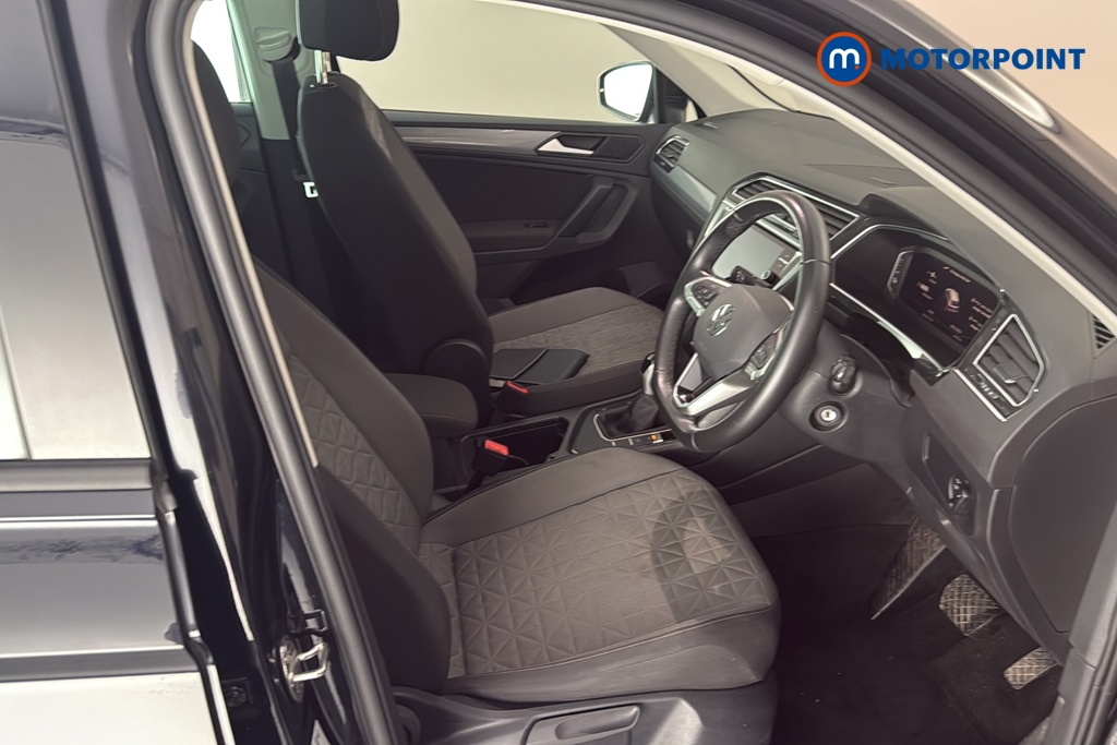 Volkswagen Tiguan Life Automatic Petrol Plug-In Hybrid SUV - Stock Number (1692451) - 22nd supplementary image