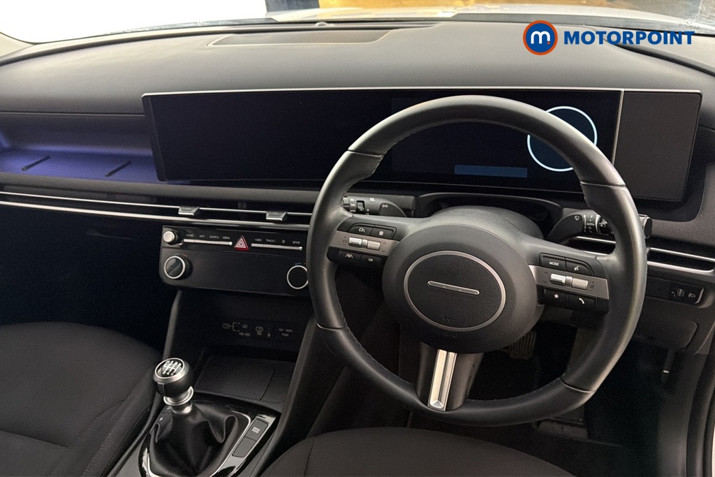 Hyundai Tucson Advance Manual Petrol SUV - Stock Number (1692819) - 1st supplementary image