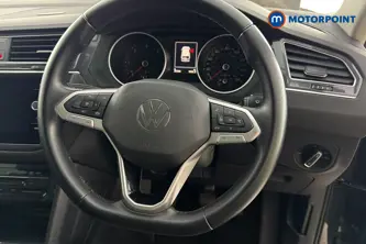 Volkswagen Tiguan Life Manual Diesel SUV - Stock Number (1693278) - 2nd supplementary image