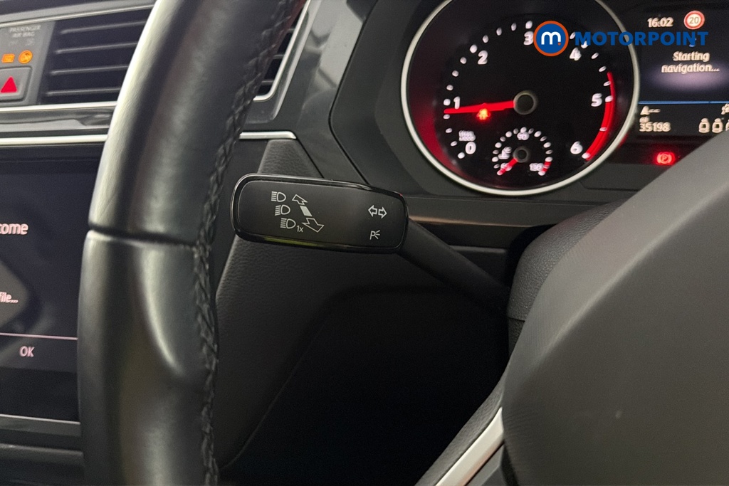 Volkswagen Tiguan Life Manual Diesel SUV - Stock Number (1693278) - 5th supplementary image