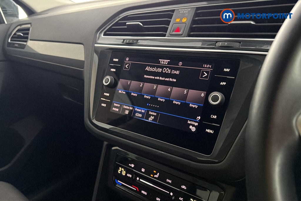 Volkswagen Tiguan Life Manual Diesel SUV - Stock Number (1693278) - 8th supplementary image