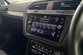 Volkswagen Tiguan Life Manual Diesel SUV - Stock Number (1693278) - 8th supplementary image