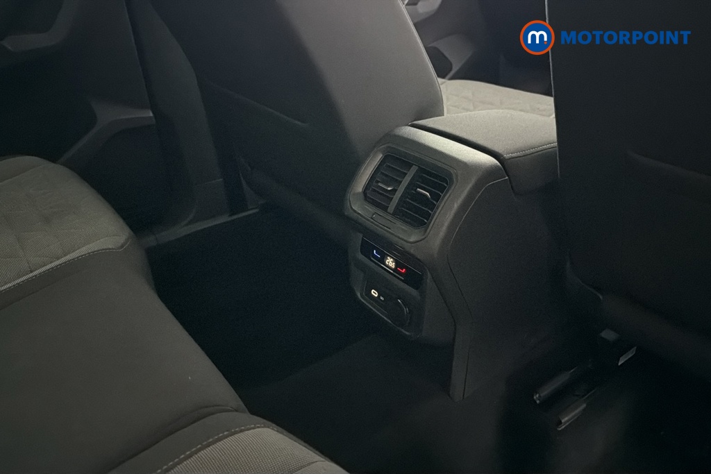 Volkswagen Tiguan Life Manual Diesel SUV - Stock Number (1693278) - 28th supplementary image