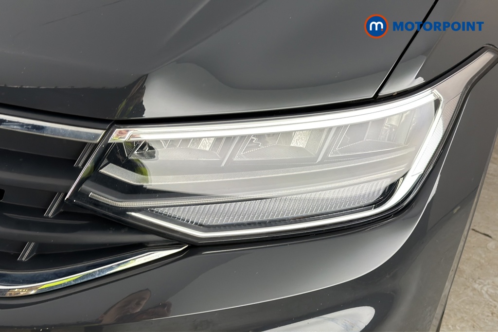 Volkswagen Tiguan Life Manual Diesel SUV - Stock Number (1693278) - 42nd supplementary image