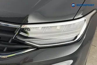 Volkswagen Tiguan Life Manual Diesel SUV - Stock Number (1693278) - 42nd supplementary image