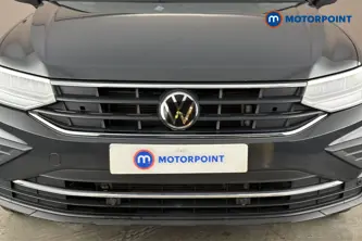 Volkswagen Tiguan Life Manual Diesel SUV - Stock Number (1693278) - 43rd supplementary image